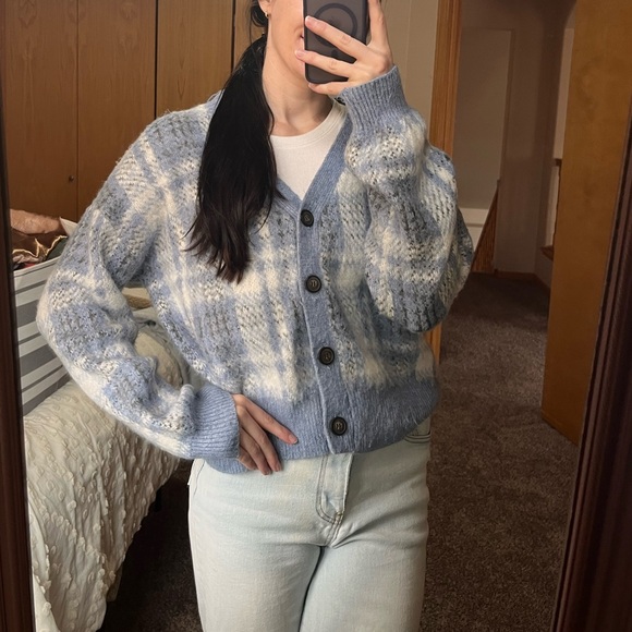 cupcakes & cashmere Sweaters - Cupcakes & Cashmere Plaid Cardigan Sweater